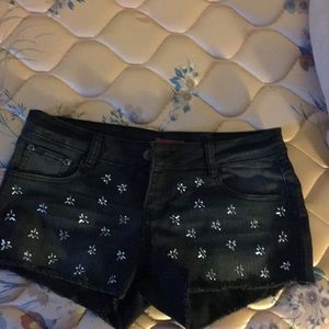 Almost new barely worn bongo shorts